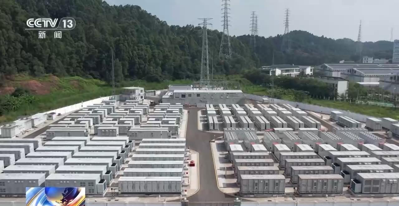 各地多个新型储能项目加速落地 装机规模浚？焖偬嵘