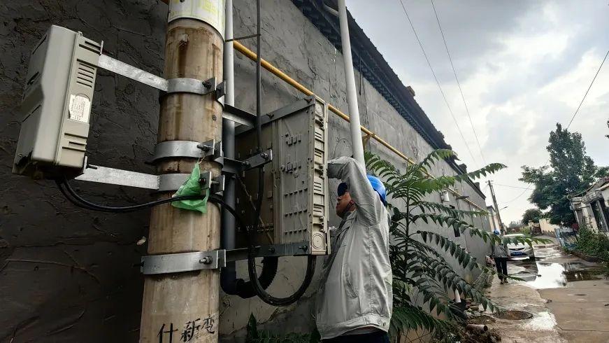 迎战暴雨！内蒙古全发国际app全力包管电网清静运行